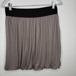 H&M Women’s Short Skirt Size 8 Taupe With Wide Black Elastic Band Bubble Hem